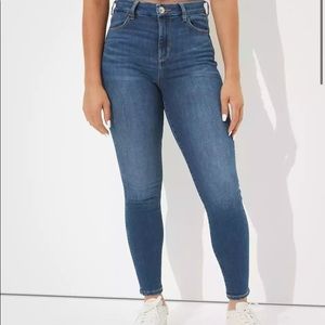 American Eagle l AE Ne(x)t Level Curvy High-Waisted Jegging Size 0R